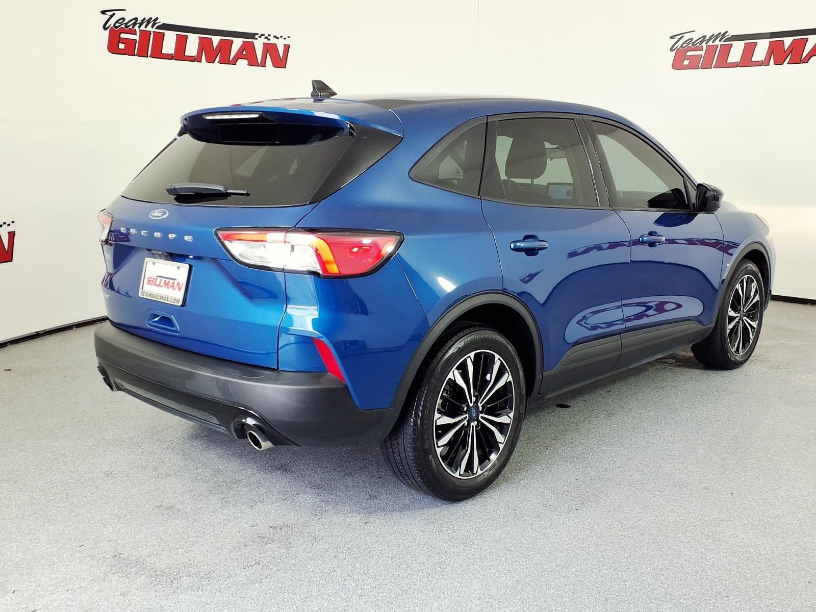 Used 2022 Ford Escape SE w/ SE Sport Appearance Package FWD image 6