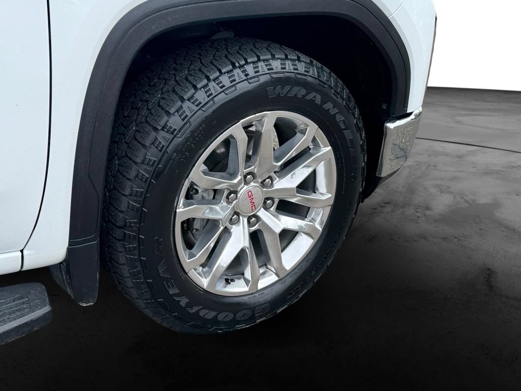 Used 2021 GMC Sierra 1500 SLT w/ SLT Premium Plus Package AWD/4WD image 11
