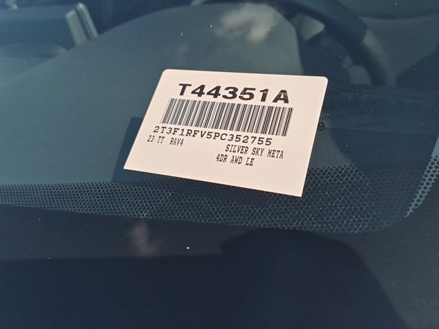 Certified 2023 Toyota RAV4 LE AWD/4WD image 18