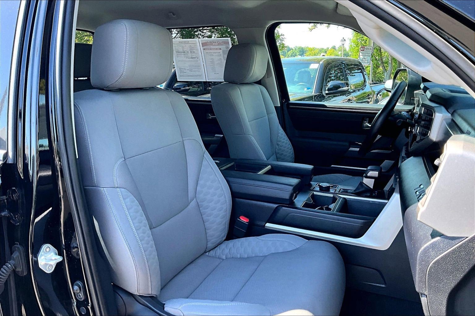 Used 2023 Toyota Tundra SR5 AWD/4WD image 7