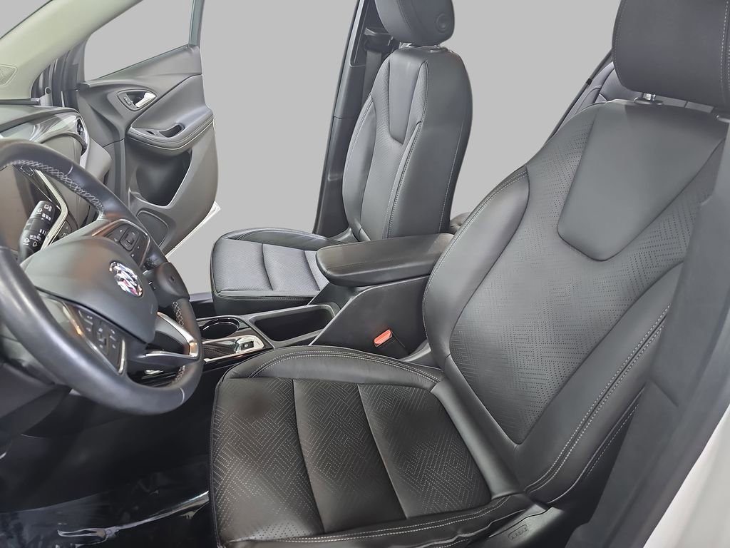 Used 2022 Buick Encore GX Essence w/ Advanced Technology Package AWD/4WD image 18