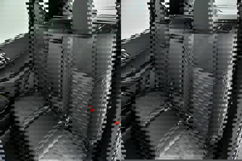 New 2026 Mitsubishi Outlander SE image 16