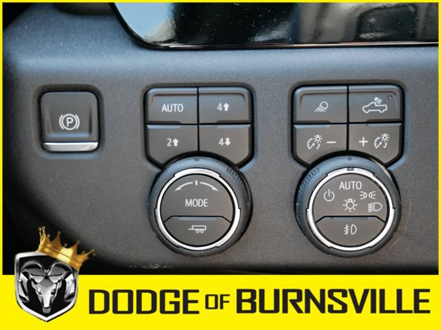 Used 2026 Chevrolet Silverado 3500 LT w/ All Star Edition AWD/4WD image 24