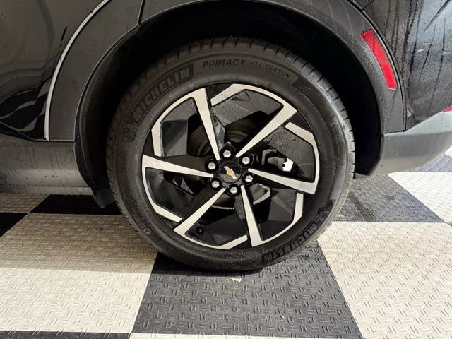 New 2026 Chevrolet Equinox EV LT FWD image 11