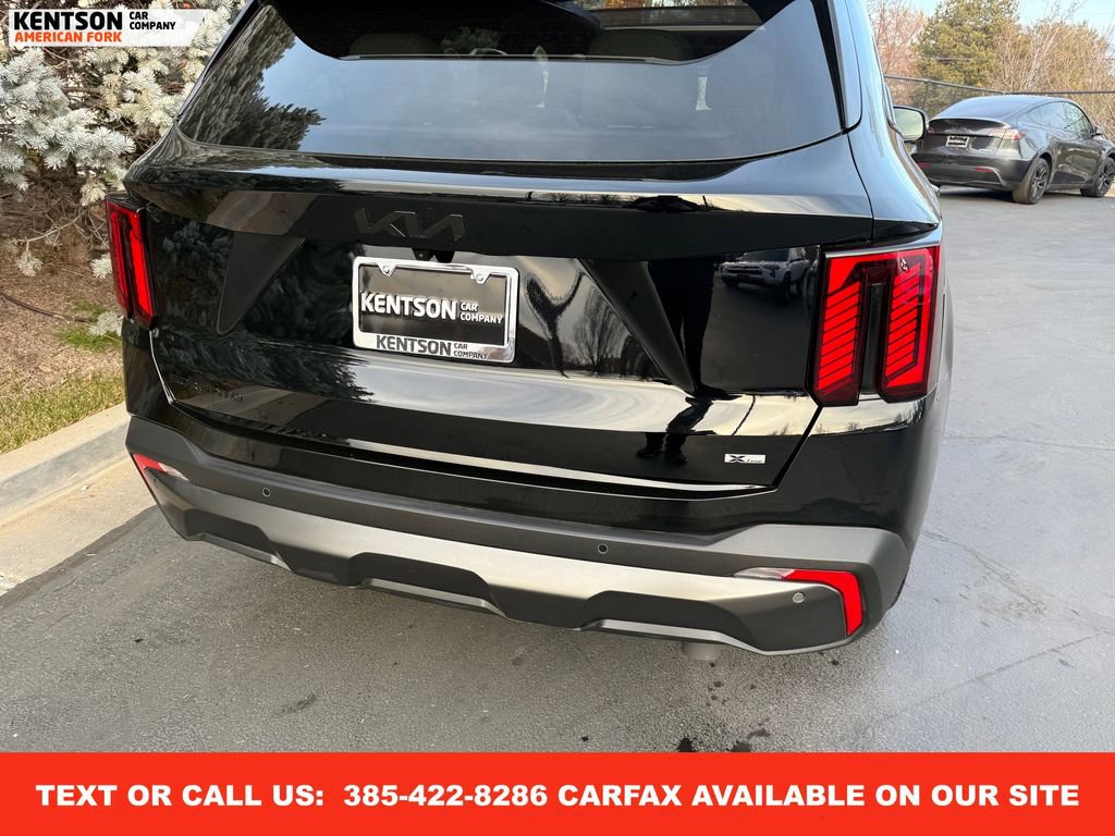 Used 2025 Kia Sorento SX Prestige w/ Sage Leather Package image 44