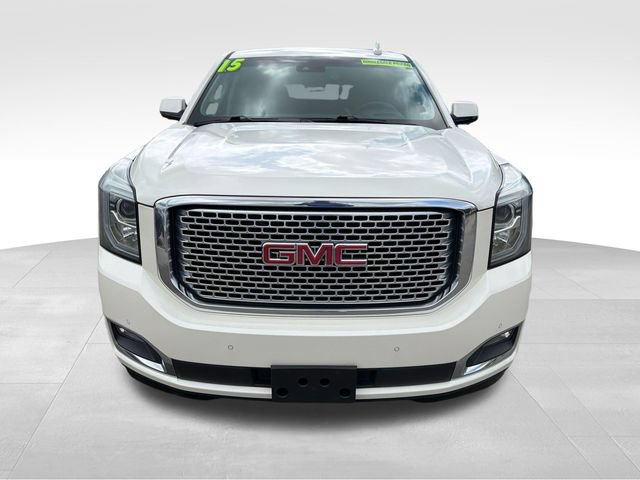 Used 2015 GMC Yukon XL Denali w/ Premium Package AWD/4WD image 2