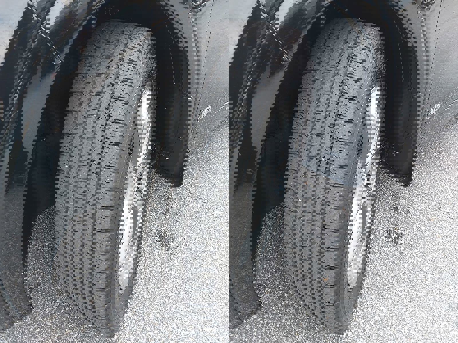 Used 2017 Kia Sorento SX image 35