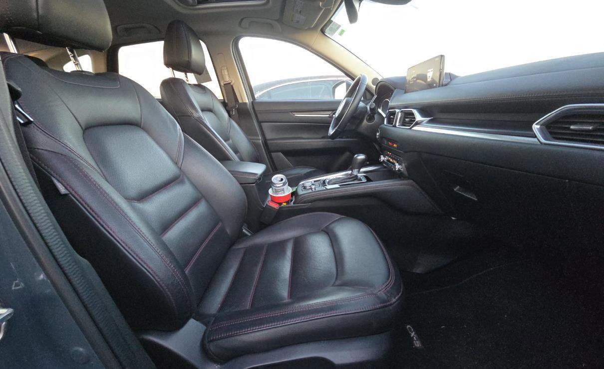 Used 2024 MAZDA CX-5 Carbon Edition image 14