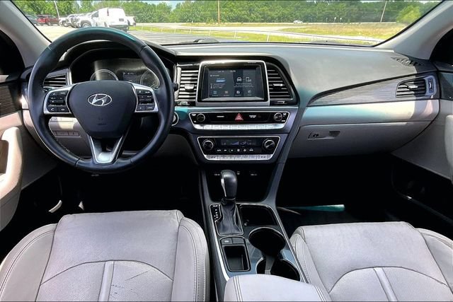 Used 2018 Hyundai Sonata Limited FWD image 7