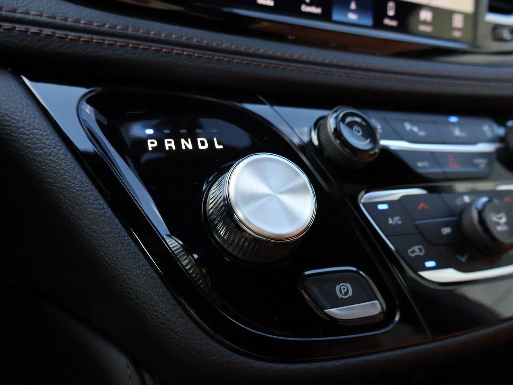New 2026 Chrysler Pacifica Pinnacle AWD/4WD image 37