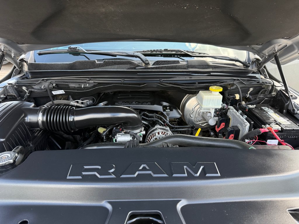 Used 2020 RAM 1500 Laramie w/ Sport Appearance Package AWD/4WD image 43