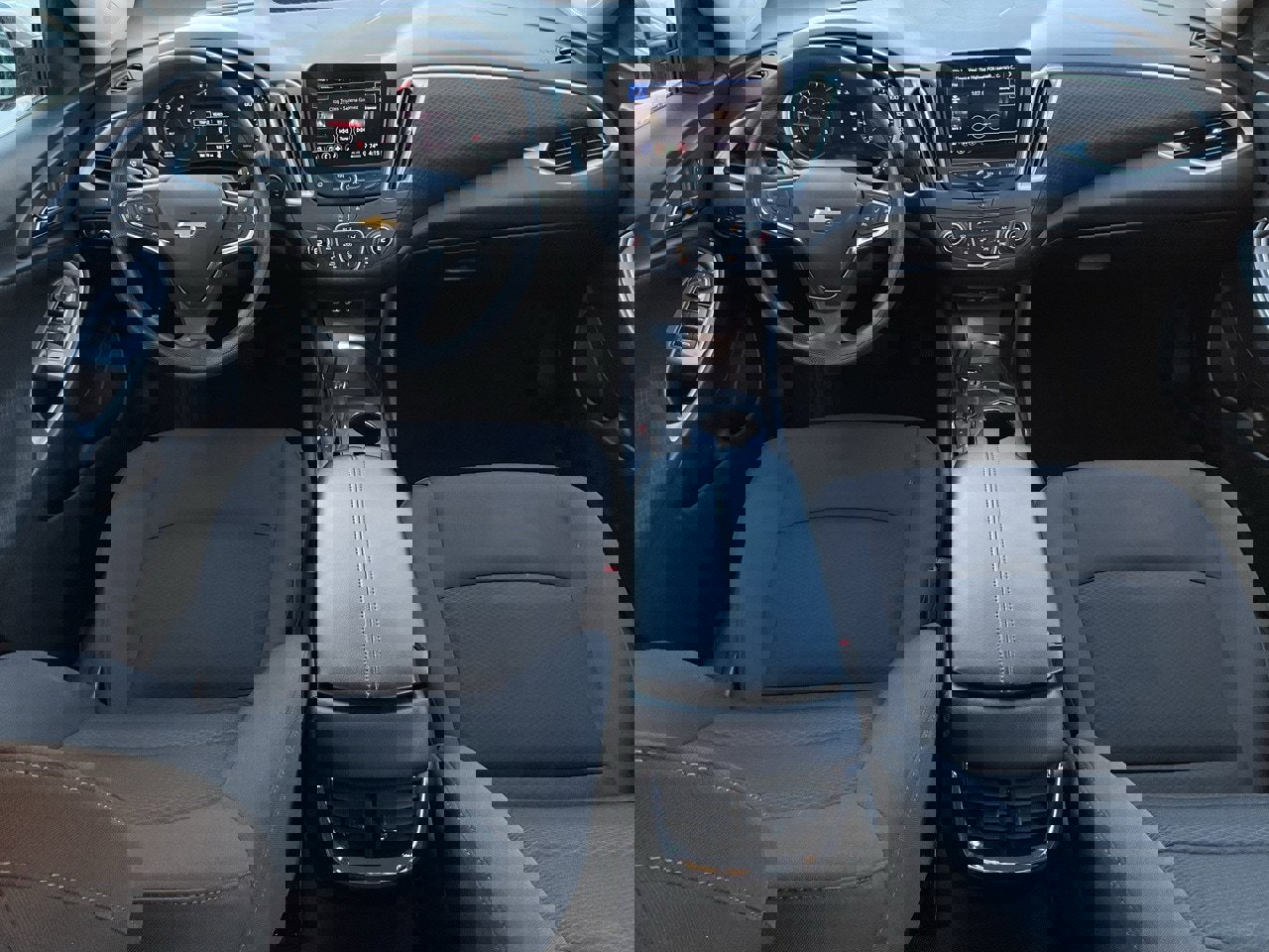 Used 2023 Chevrolet Malibu LT image 19