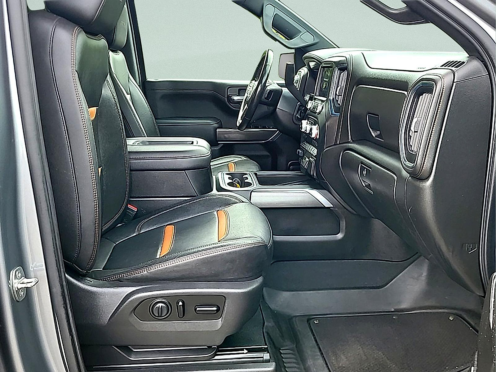 Used 2021 GMC Sierra 1500 AT4 w/ AT4 Premium Package AWD/4WD image 10