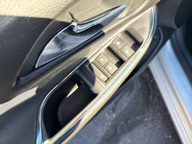 Used 2017 Chevrolet Cruze LT w/ Convenience Package FWD image 14