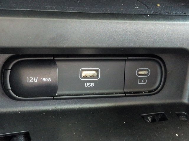 Used 2025 Kia Soul S FWD image 22