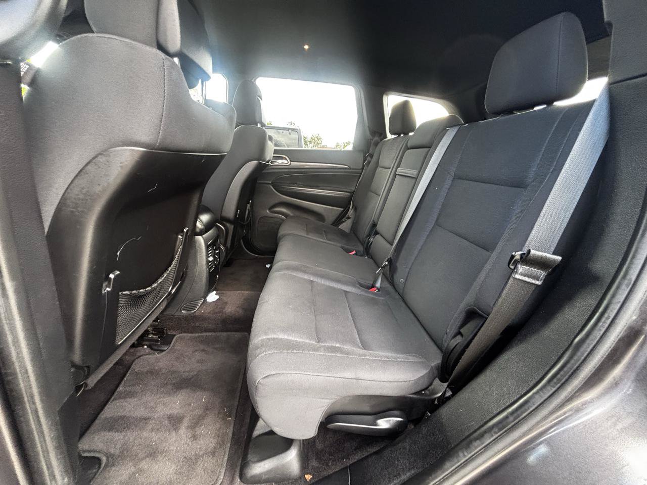 Used 2016 Jeep Grand Cherokee Laredo w/ Quick Order Package 23E AWD/4WD image 14