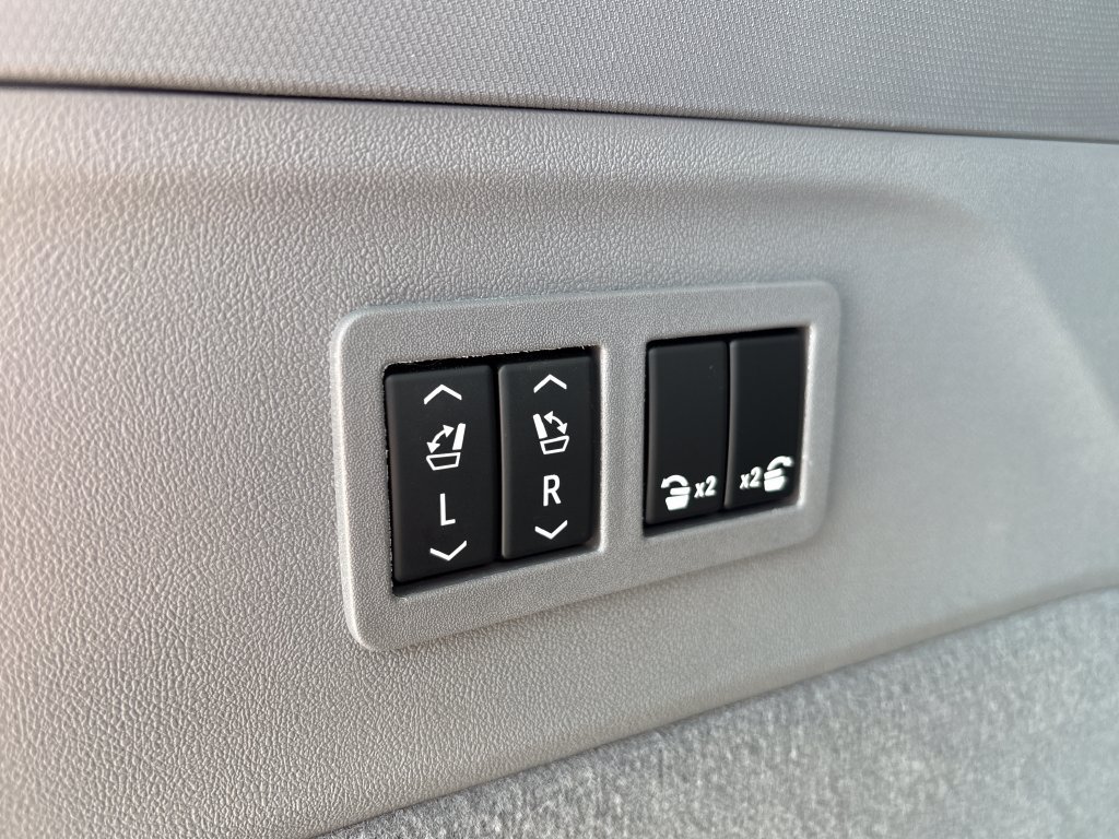 New 2026 Cadillac Escalade IQ AWD Sport 1 w/ LPO, Floor Liner Package image 53