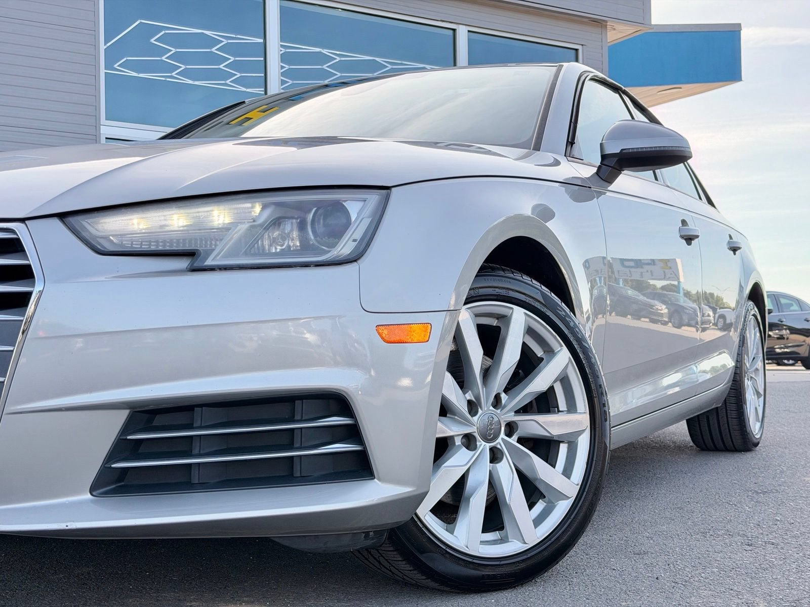 Used 2017 Audi A4 2.0T Ultra Premium FWD image 6