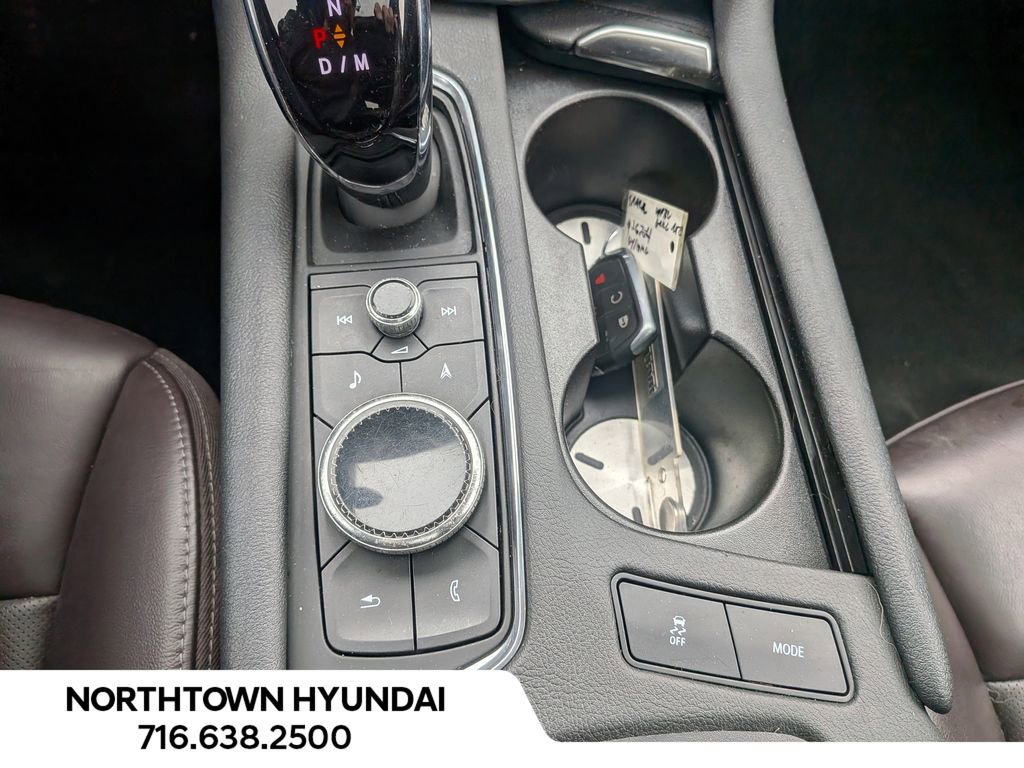 Used 2023 Cadillac XT6 Premium Luxury image 17