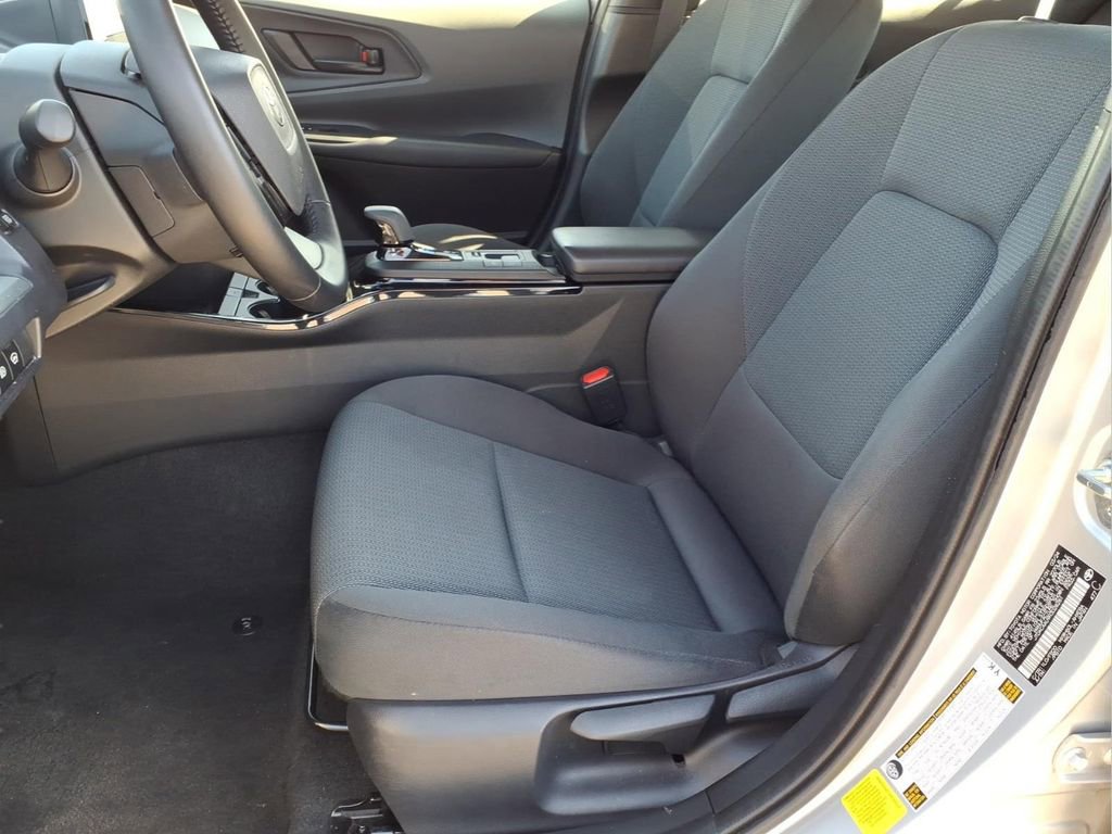 Used 2024 Toyota Prius LE image 11