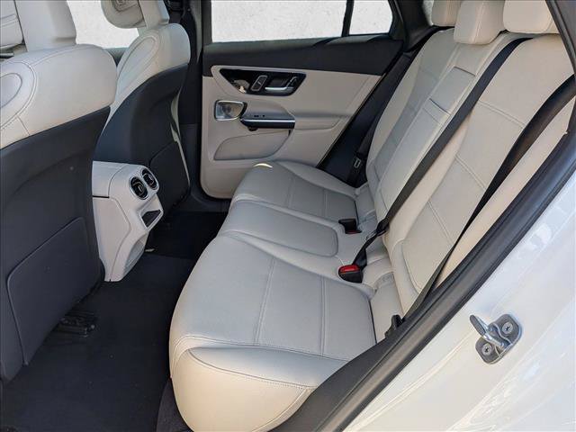 New 2026 Mercedes-Benz GLC 300 4MATIC image 18