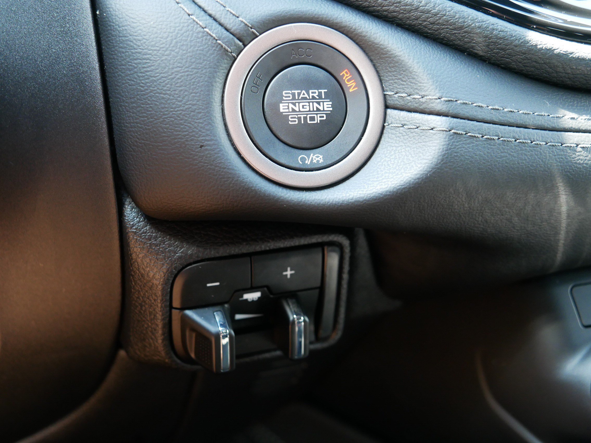 Used 2024 Dodge Durango SXT AWD/4WD image 37