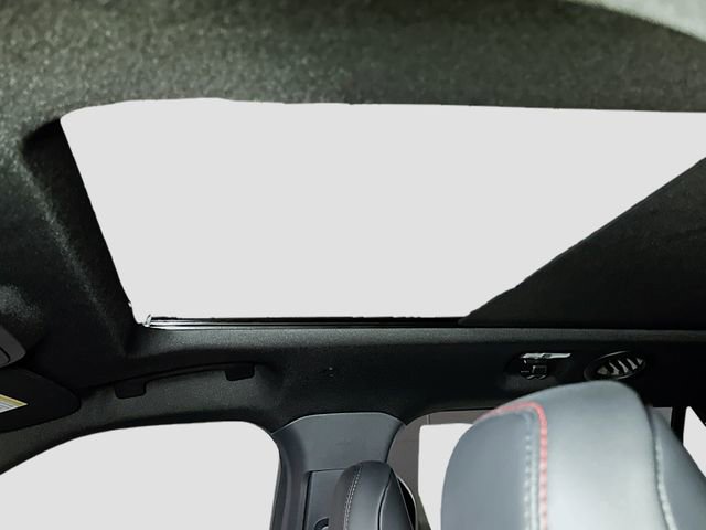 New 2026 Ford Explorer ST-Line w/ ST-Line Street Pack image 25