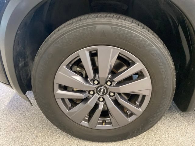 Used 2023 Nissan Pathfinder S AWD/4WD image 10