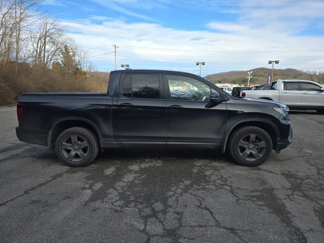Used 2025 Honda Ridgeline TrailSport image 8