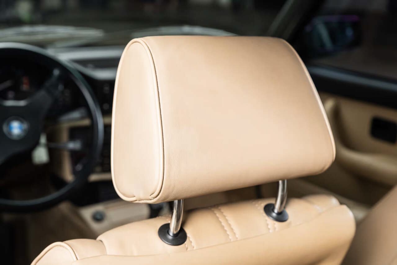 Used 1988 BMW M5 RWD image 56