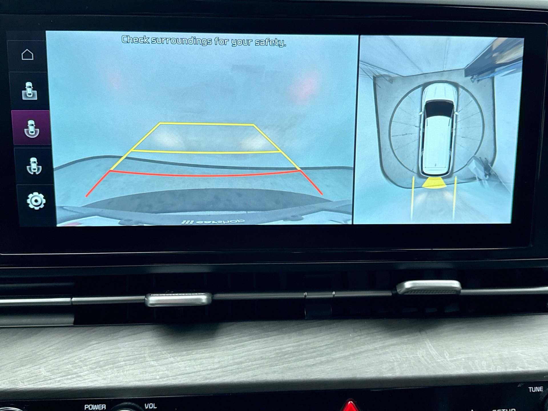 Used 2022 Kia Carnival SX image 16