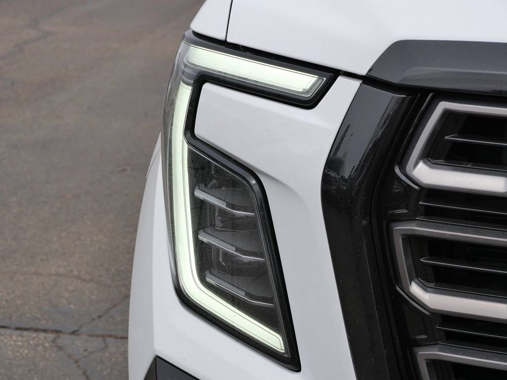 New 2026 GMC Yukon AT4 Ultimate AWD/4WD image 4