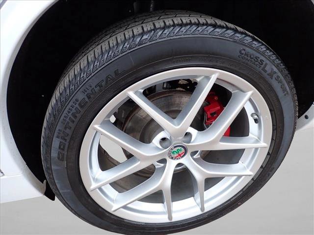 Used 2021 Alfa Romeo Stelvio Ti w/ Nero Edizione image 7