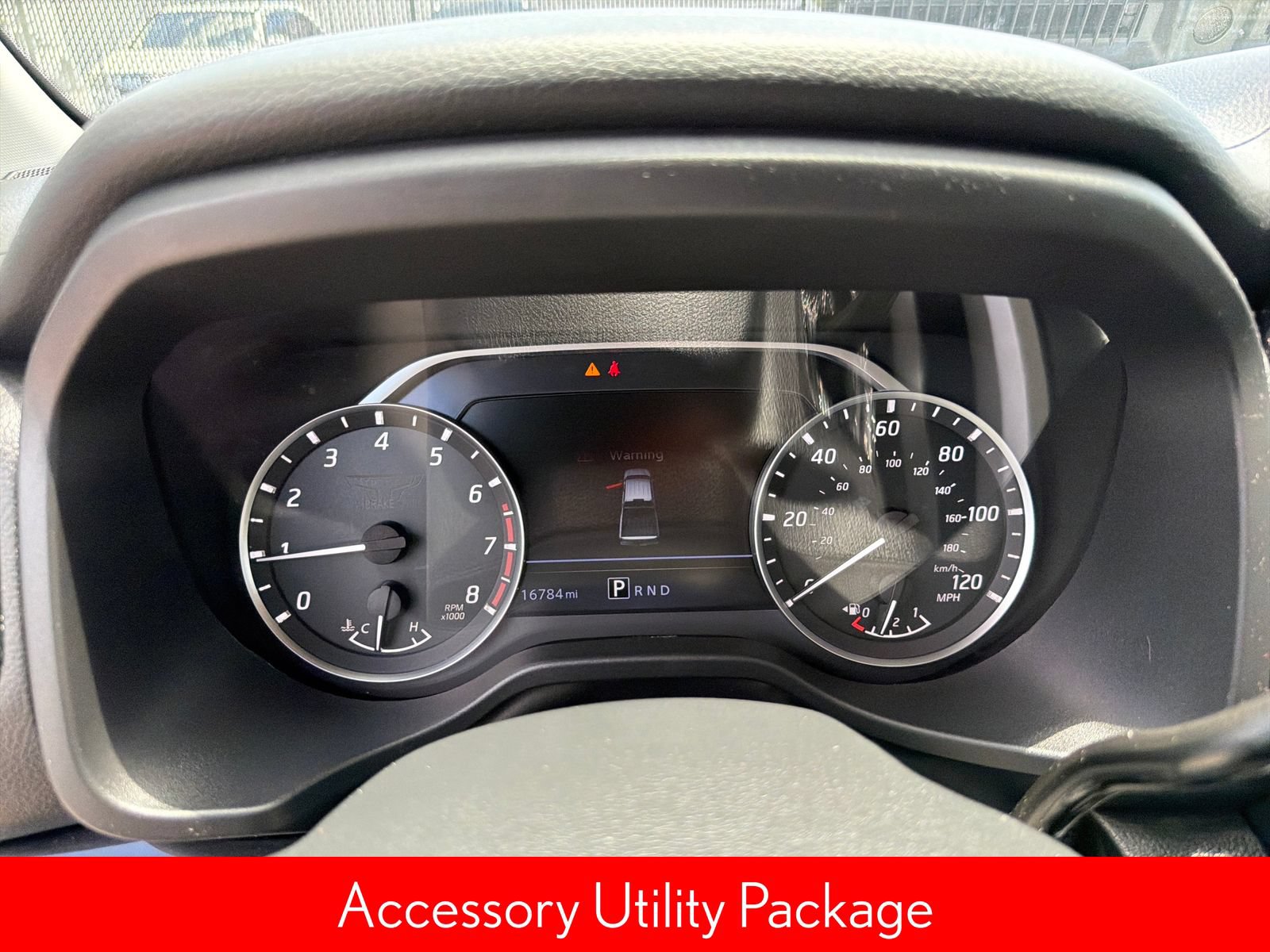 Certified 2023 Nissan Titan SV w/ SV Convenience Package RWD image 13
