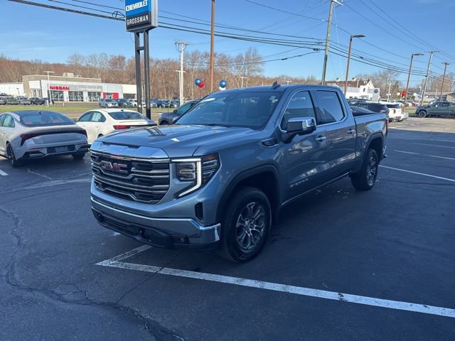 Used 2026 GMC Sierra 1500 SLT image 4