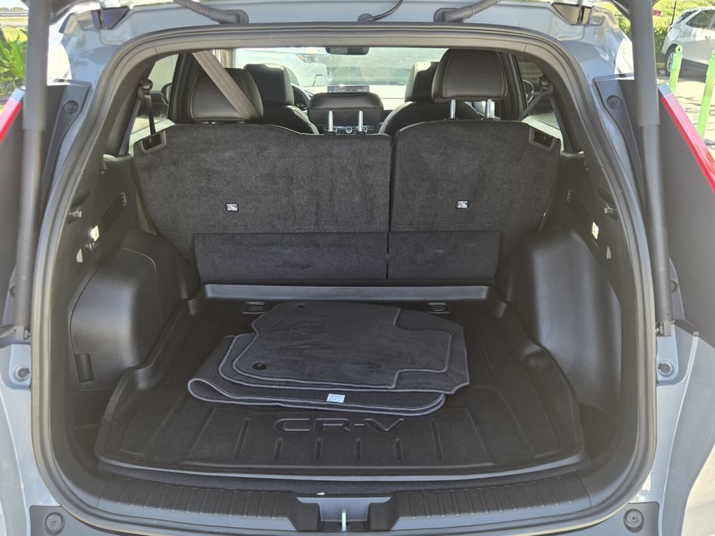Used 2025 Honda CR-V Sport-L image 16