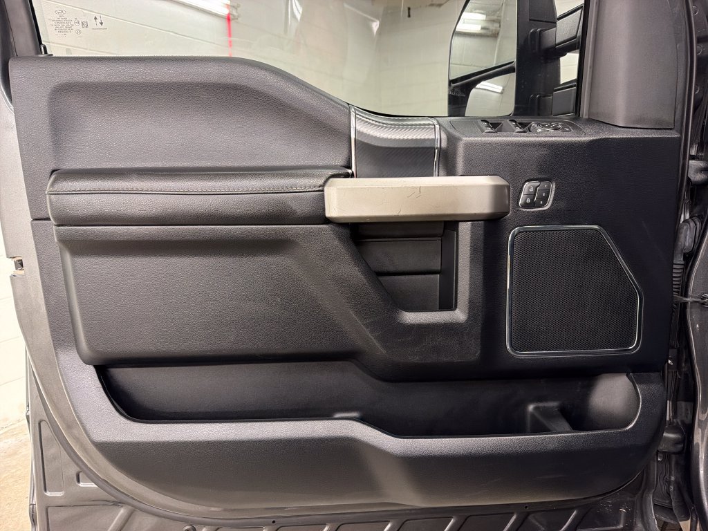 Certified 2020 Ford F150 Lariat w/ Equipment Group 502A Luxury AWD/4WD image 17
