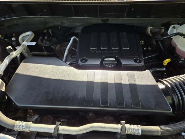 Used 2024 Chevrolet Silverado 1500 Custom RWD image 30