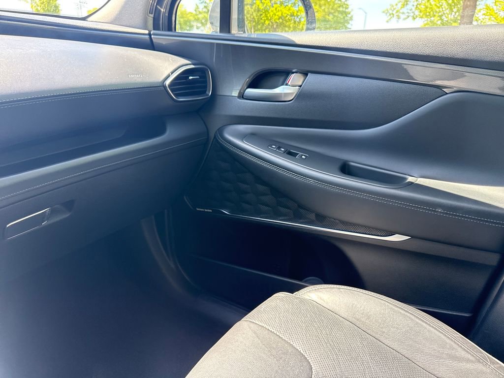 Used 2023 Hyundai Santa Fe Limited image 17