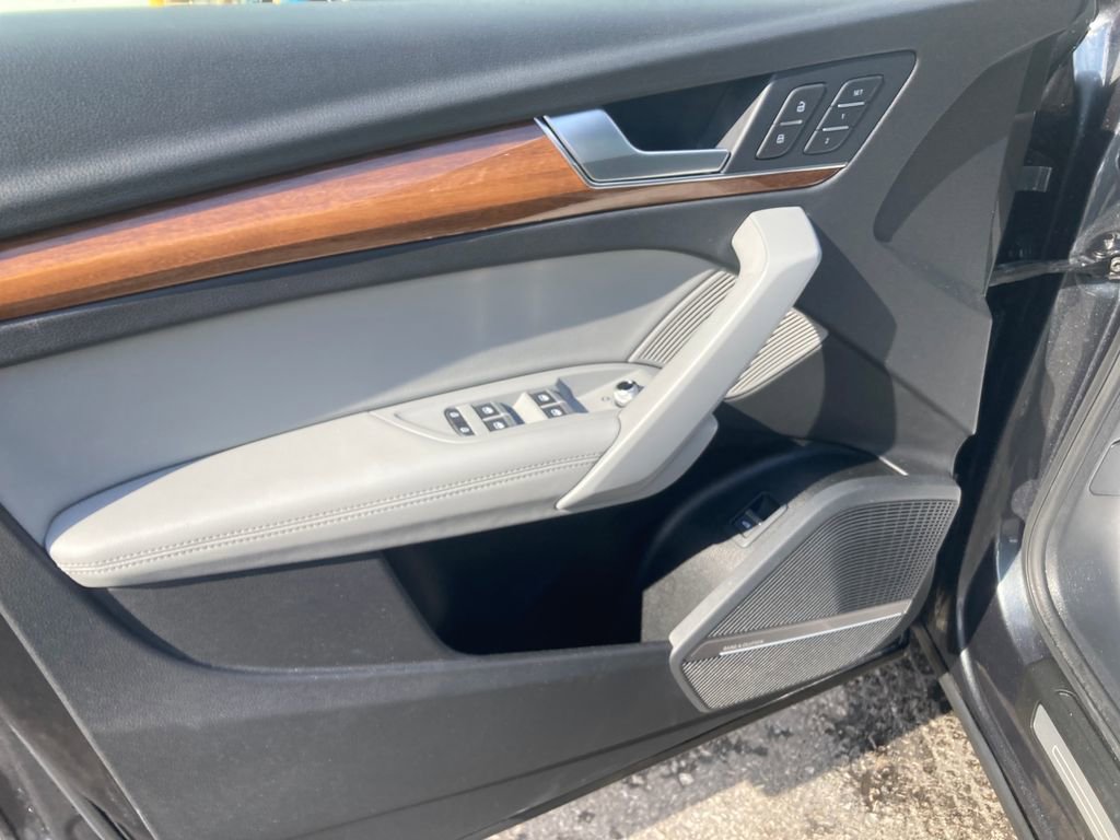 Used 2022 Audi Q5 2.0T Premium Plus image 15