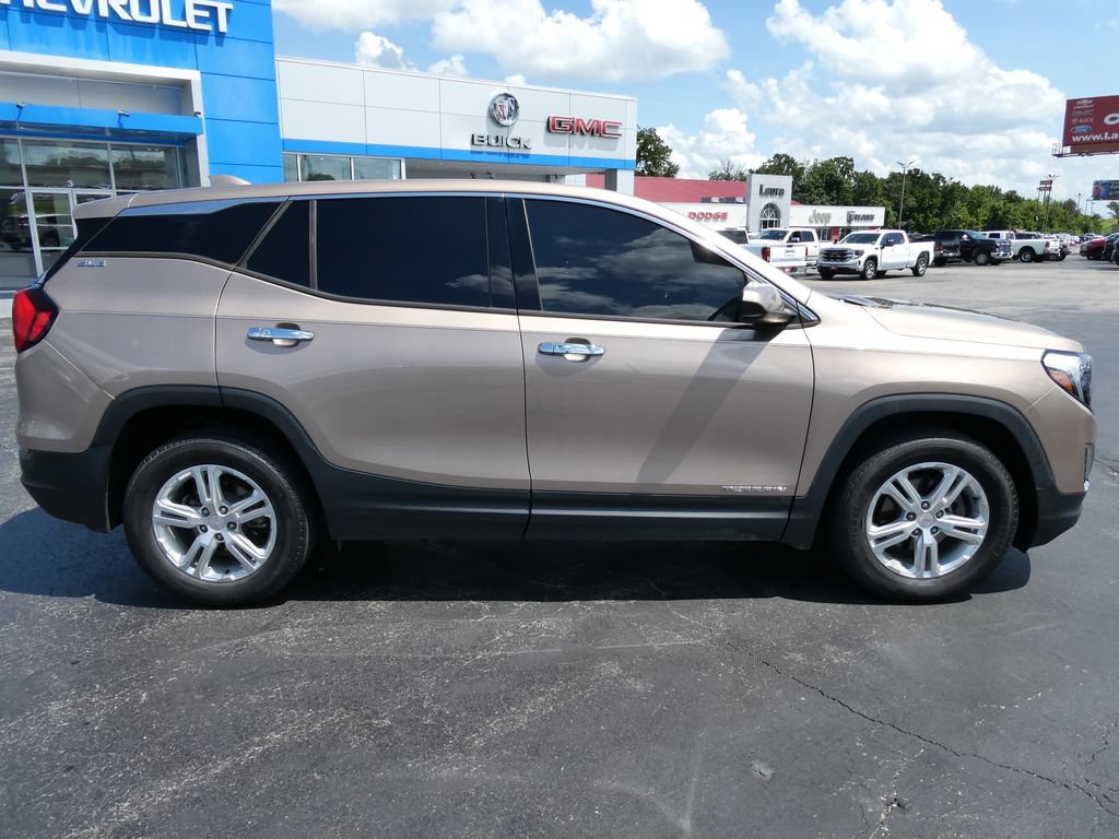 Used 2018 GMC Terrain SLE FWD image 4