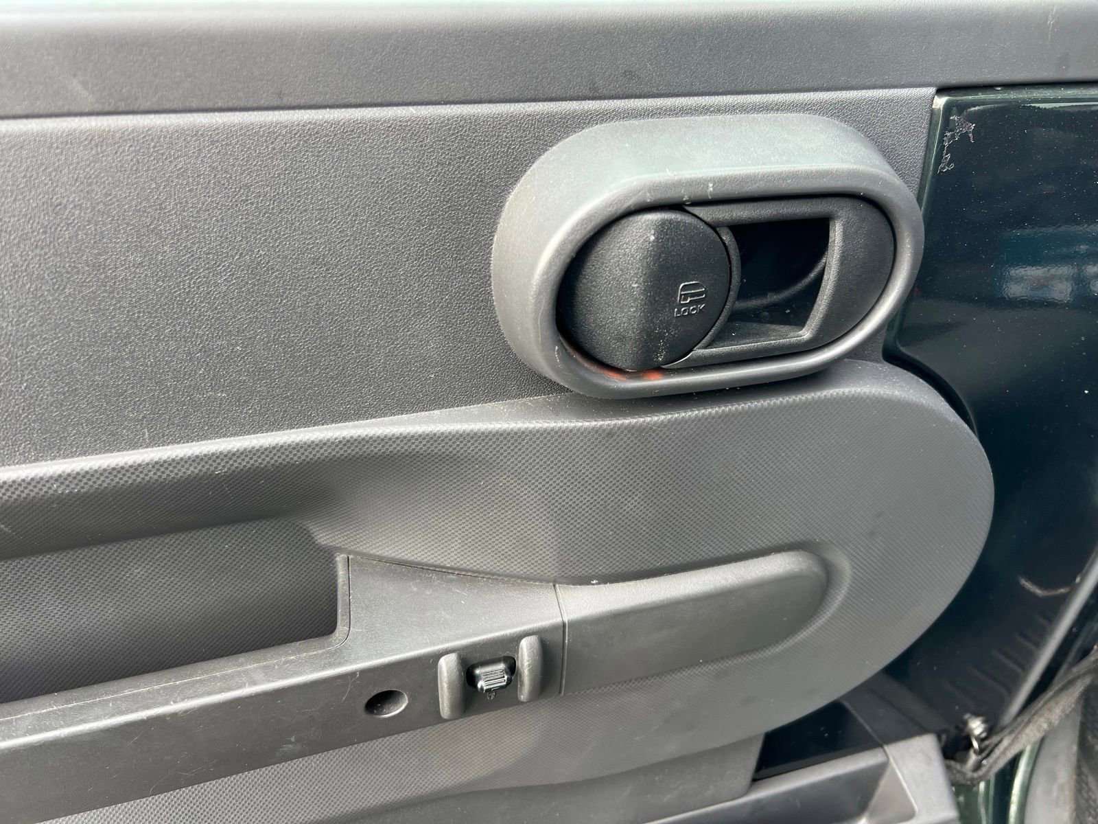 Used 2010 Jeep Wrangler Unlimited Sport image 16