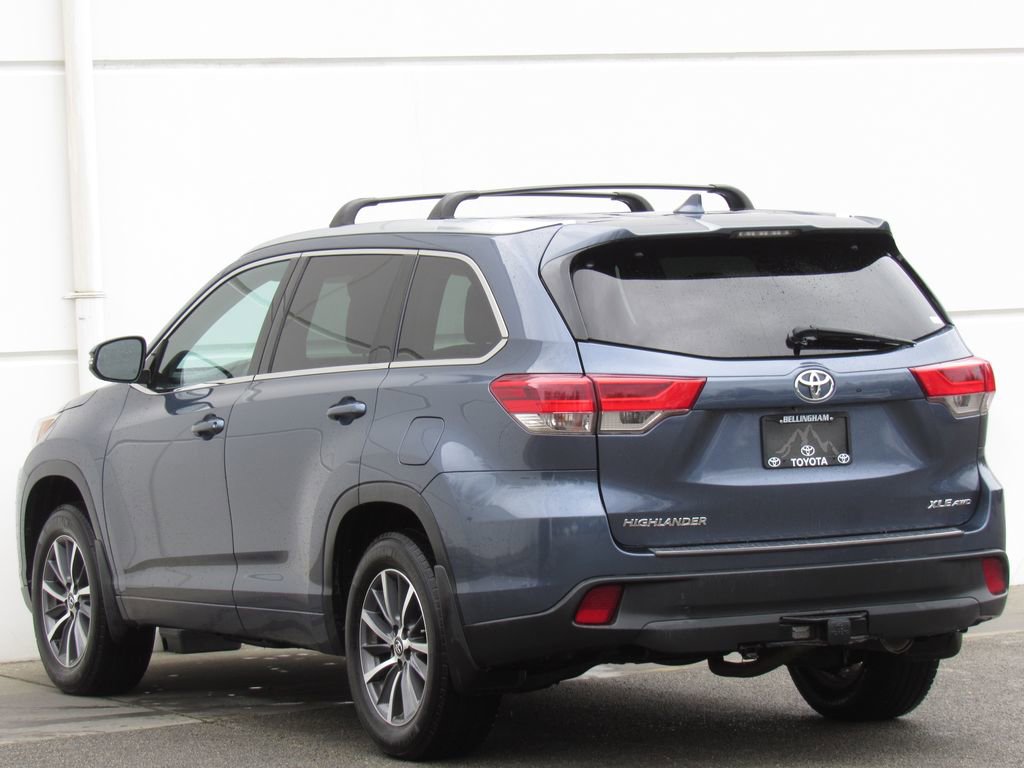 Used 2017 Toyota Highlander XLE AWD/4WD image 5