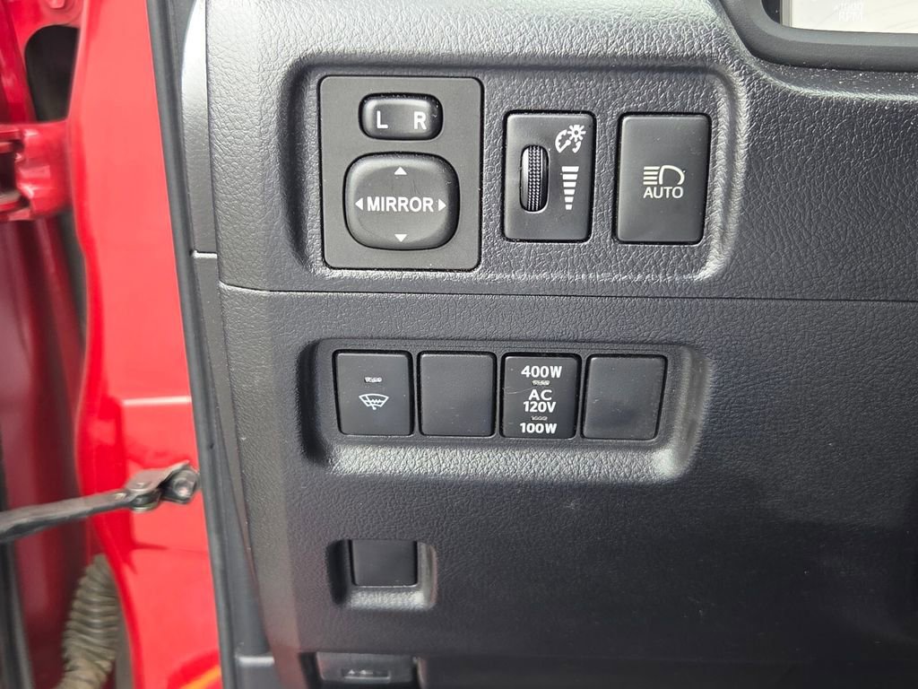 Used 2021 Toyota 4Runner SR5 Premium w/ Moonroof Package image 29