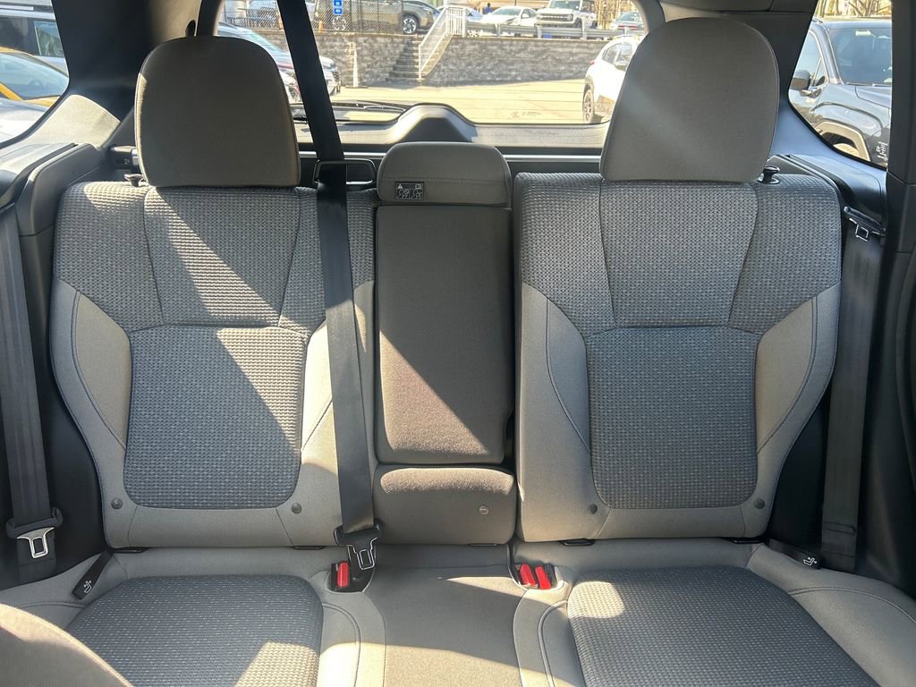 Certified 2025 Subaru Forester Premium image 32