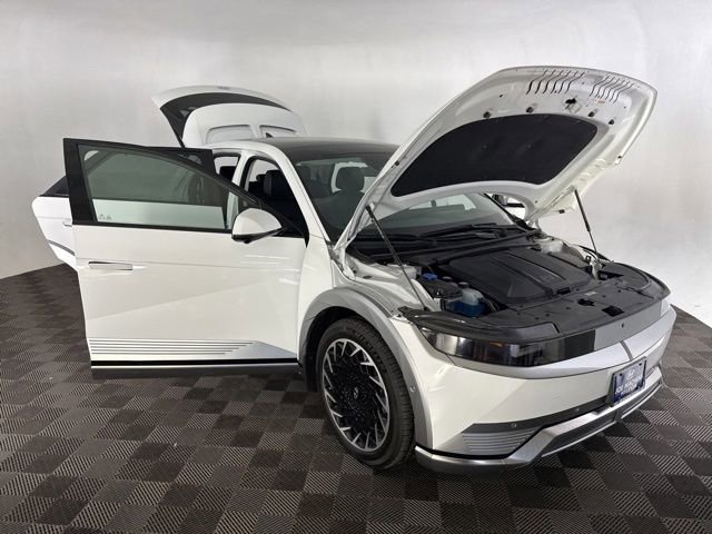 Used 2024 Hyundai Ioniq 5 Limited AWD/4WD image 13