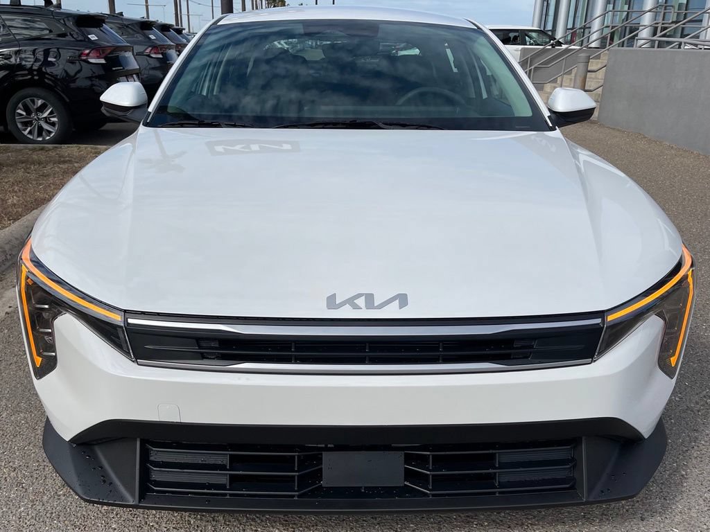 New 2026 Kia K4 FWD image 2