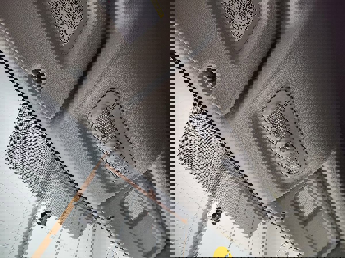 Used 2021 Nissan NV 2500 SV image 38