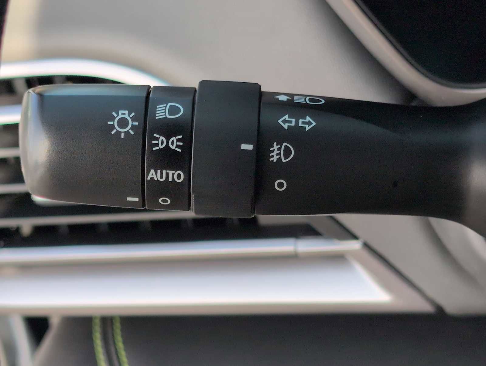 Certified 2024 Subaru Outback Onyx Edition XT image 27