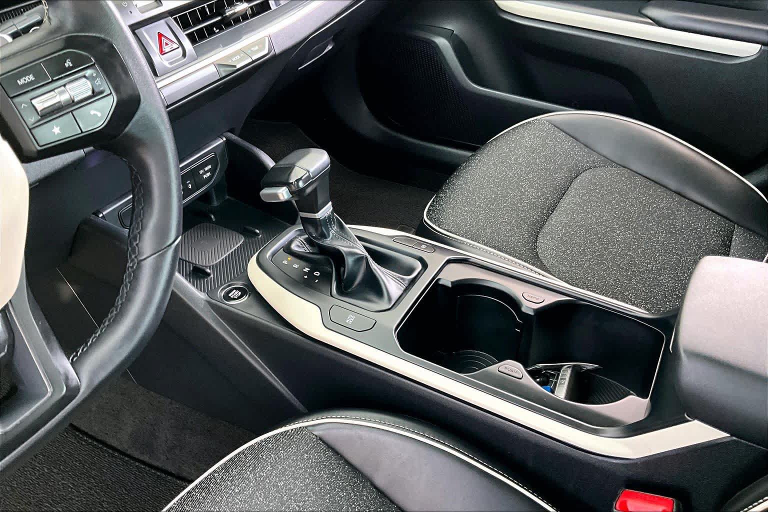 Used 2025 Kia K4 GT-Line w/ GT-Line Sunroof Package FWD image 17